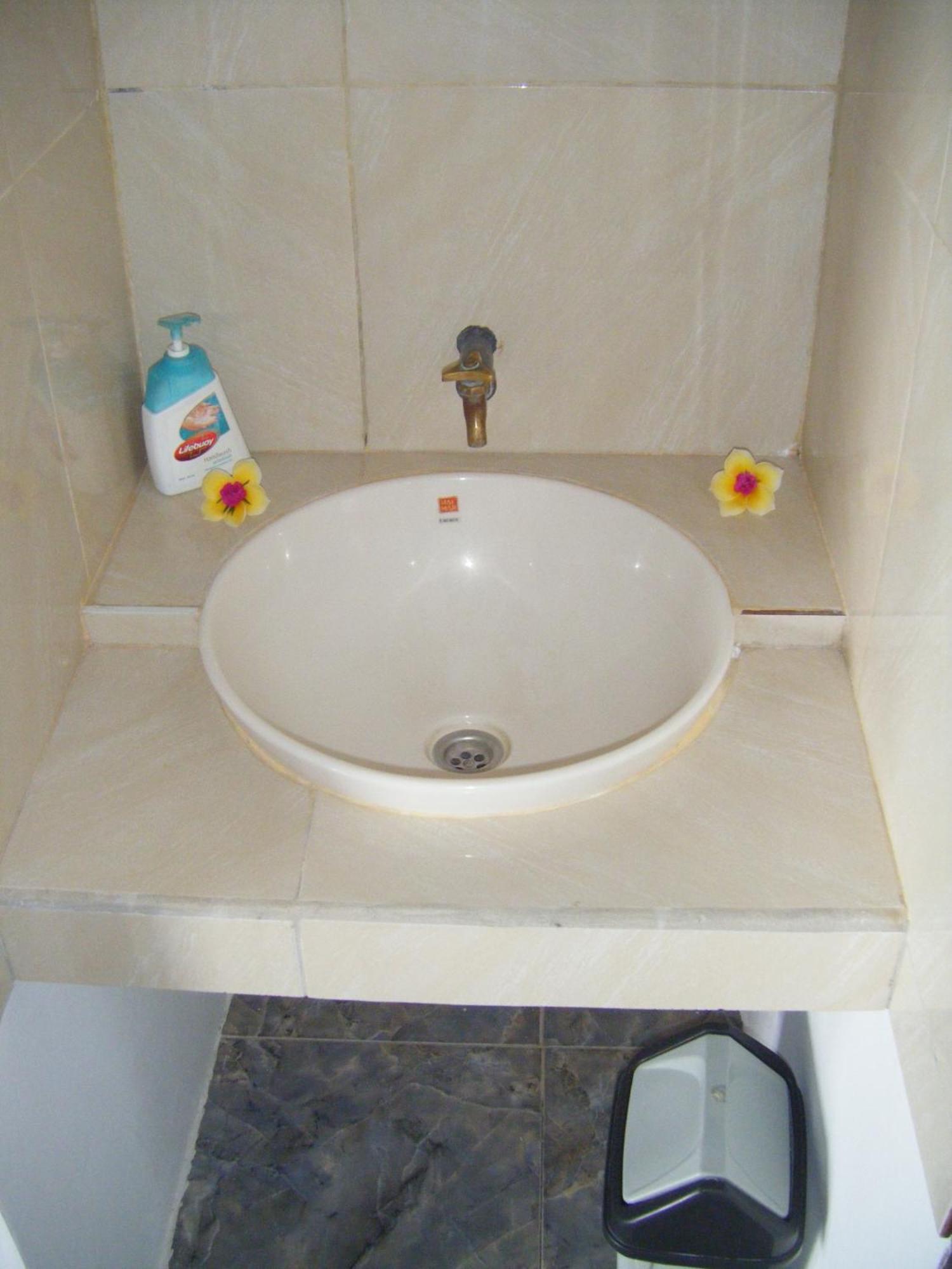 Bubu Racok Homestay Amed Extérieur photo